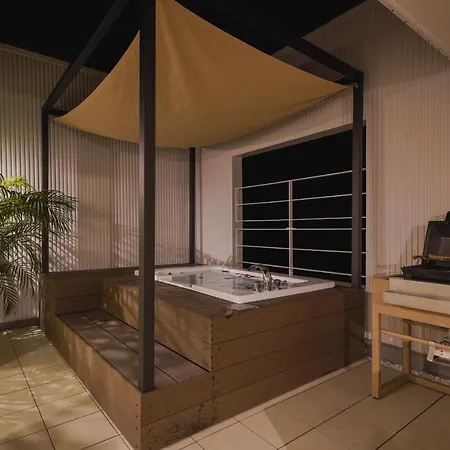 Villa Colors By Relapool Imbu Exterior photo